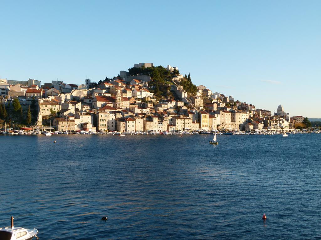 Apartment Bila Sibenik Exterior photo